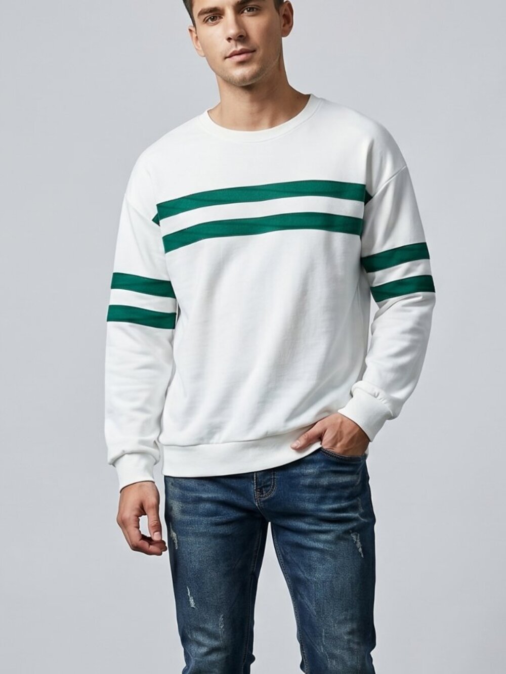 NWT Men's White with Green Stripes Casual Loose Fit Sweater β Size Small